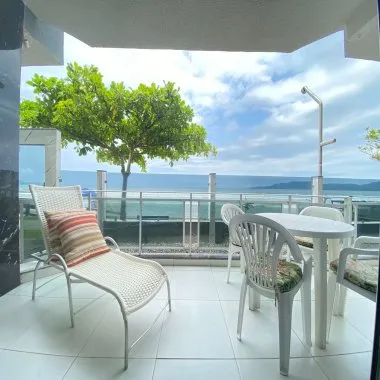 Apartamento Frente Mar na Meia praia em Itapema Apartamento Frente Mar na Meia praia em Itapema