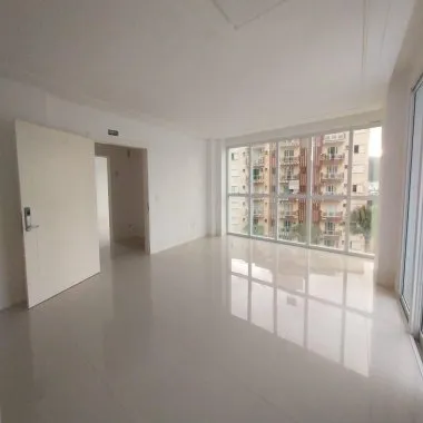 APARTAMENTO NA QUADRA DO MAR PARA VOCÊ DECORAR! APARTAMENTO NA QUADRA DO MAR PARA VOCÊ DECORAR!