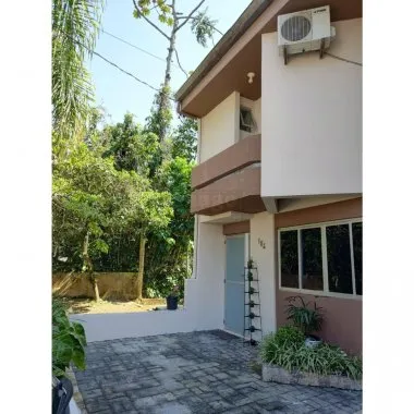 Casa em condominio á venda Casa em condominio á venda