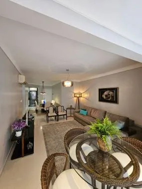 APARTAMENTO PARA LOCAÇÃO A 100 METROS DO MAR APARTAMENTO PARA LOCAÇÃO A 100 METROS DO MAR
