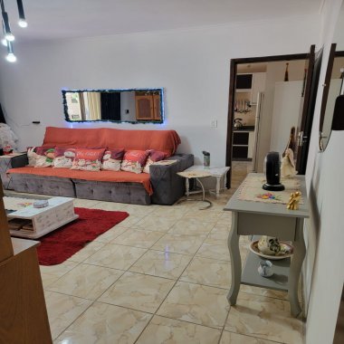 Casa à venda com 5 suítes em Balneário Camboriú