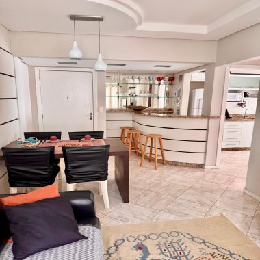 Apartamento para locação estudantil à 150mt da praia Apartamento para locação estudantil à 150mt da praia