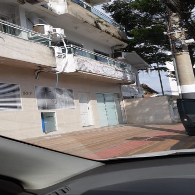 Prédio Comercial com 8 apartamentos para Venda Prédio Comercial com 8 apartamentos para Venda
