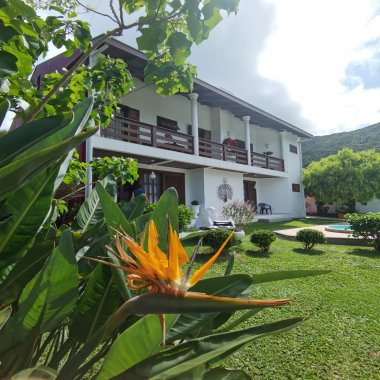 Casa em Taquaras com 5 suítes para venda Casa em Taquaras com 5 suítes para venda