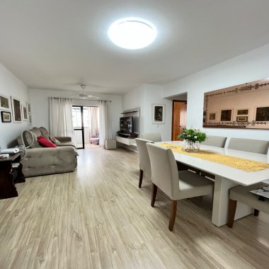 Apartamento 2 quartos para Venda no bairro Centro em Balneário Camboriú Apartamento 2 quartos para Venda no bairro Centro em Balneário Camboriú