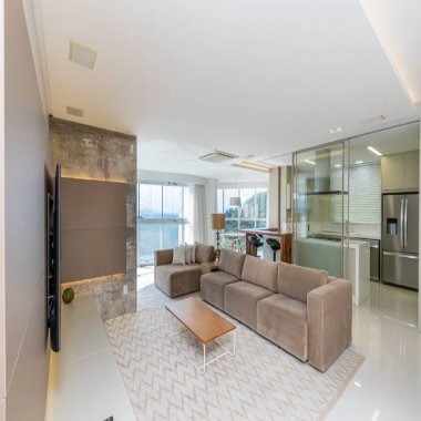 Apartamento com vista mar mobiliado e decorado com 4 vagas de garagem Apartamento com vista mar mobiliado e decorado com 4 vagas de garagem