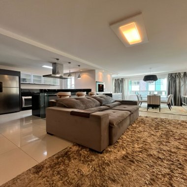 Apartamento 03 suítes para Locação Anual no bairro Centro em Balneário Camboriú Apartamento 03 suítes para Locação Anual no bairro Centro em Balneário Camboriú