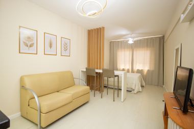 🏡 Studio Reformado à Venda Excelente Investimento para Airbnb em Balneário Camboriú 🏡 Studio Reformado à Venda Excelente Investimento para Airbnb em Balneário Camboriú