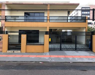 Casa 3 dormitórios no Bairro Nações Em Balneário Camboriú Casa 3 dormitórios no Bairro Nações Em Balneário Camboriú